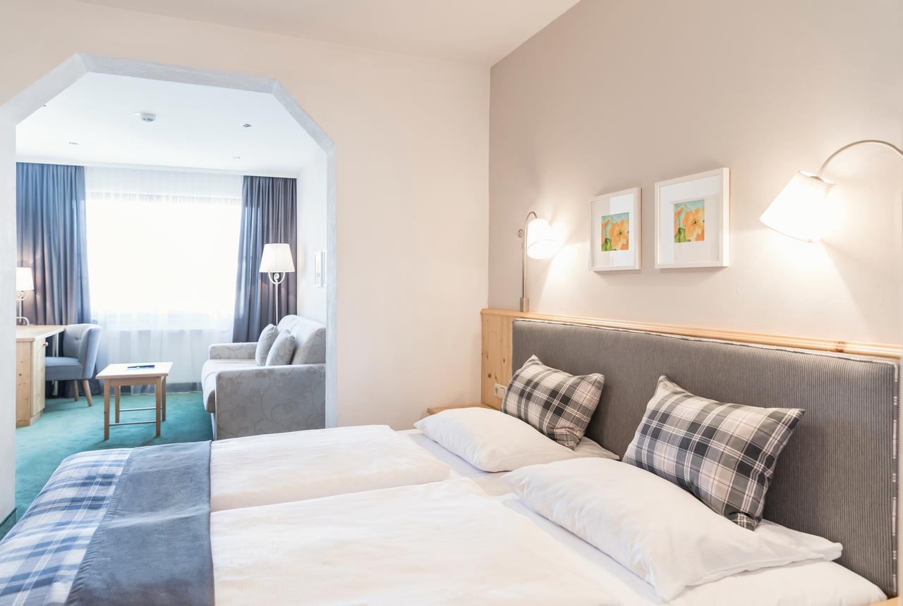 Hotel Gasthof Zum Kirchenwirt Пух бай Халайн Екстериор снимка